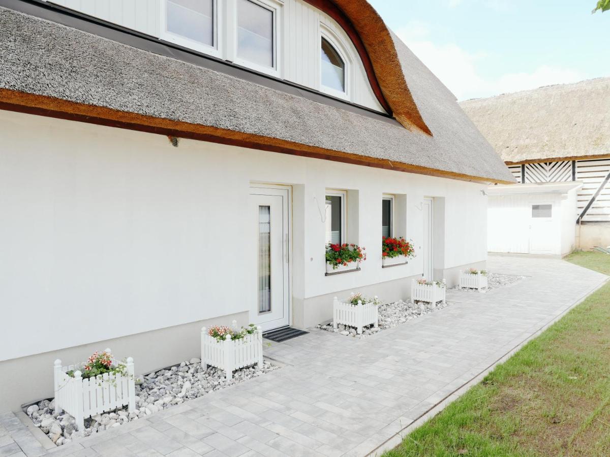 Ferienwohnungen Am Reiterhof Sallenthin Neu Sallenthin Экстерьер фото